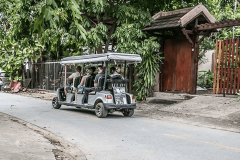 Luang Prabang: 1-godzinna wycieczka po zabytkach, przekąski, napoje, odbiórLuang Prabang: godzinna wycieczka po zabytkach, przekąski, napoje, odbiór