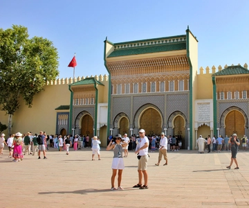 Fes: Madrasa Attarine, Palatul, Tăbăcăria, Souk și turul medinei
