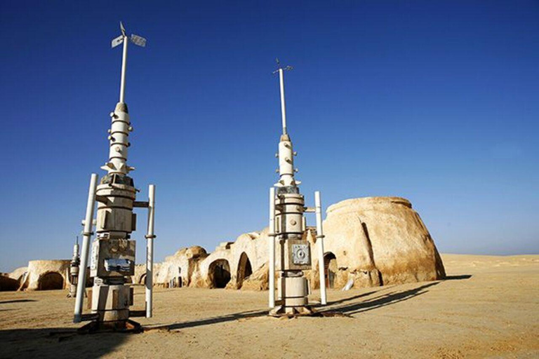 From Hammamet: 2-Day Sahara Desert Tour with Meals