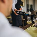 Esperienza a Istria: degustazione di vini a San Servolo