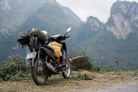 Hanoi: Ha Giang Loop Adventure by Car, Motorbike or Jeep Car Tour with Hotel Stay