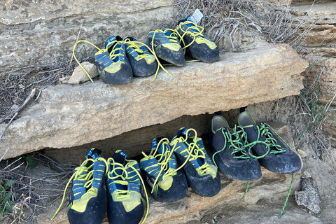 Baku: Rock Climbing Experience with Guide and Gear