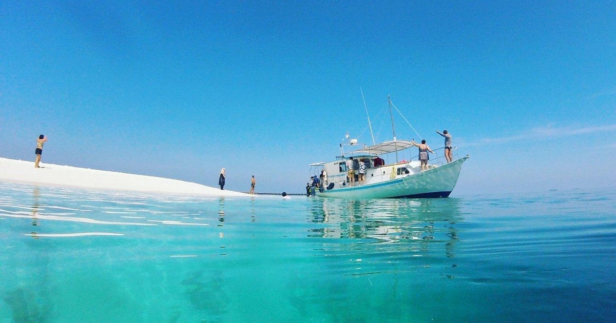 Hulhumale: Full Day Boat Tour and Snorkeling | GetYourGuide