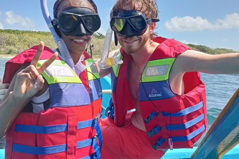 Lombok: 3 Gili Snorkeling Trip with Turtles, Statues & GoPro Starting from Lombok (Round trip Hotel transfer)