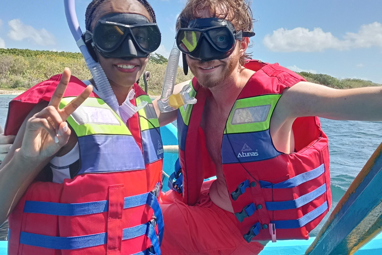 Lombok: 3 Gili Snorkeling Trip with Turtles, Statues & GoPro Starting from Lombok (Round trip Hotel transfer)