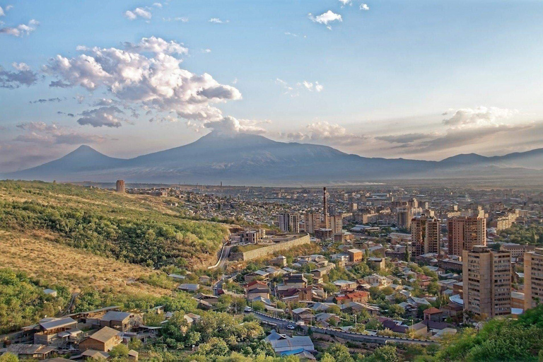 Excursión de un día desde Tiflis a Armenia: Sevan Dilijan y Ereván