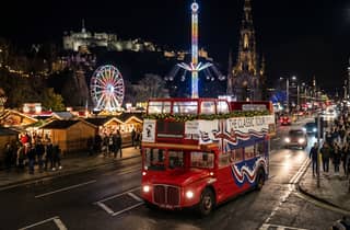 Edinburgh: Weihnachtslichter-Tour im Oldtimer-Bus
