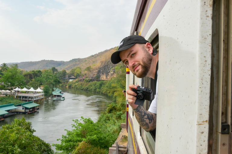 Desde Bangkok: tour de Kanchanaburi con visita al mercado flotante