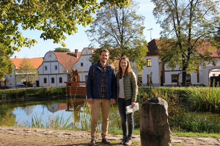 From Prague to the Port: River Cruise Sightseeing Transfer