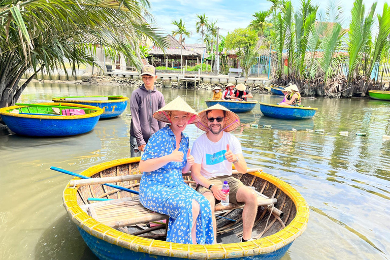 Da Nang: Tour della città vecchia di Hoi An e del villaggio del cocco con cena