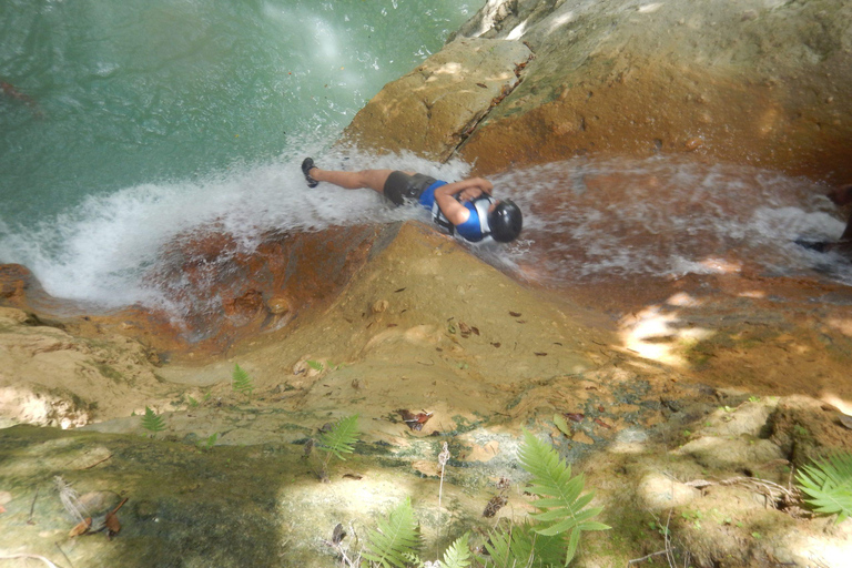 Randonnée dans les 27 cascades de Damajagua au départ de Sto Dgo.