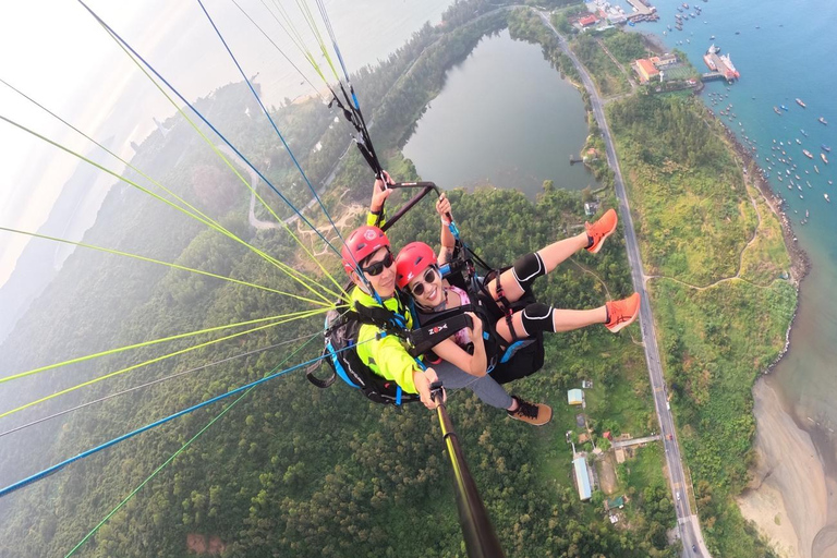 Da Nang: Highlights Paragliding Experience