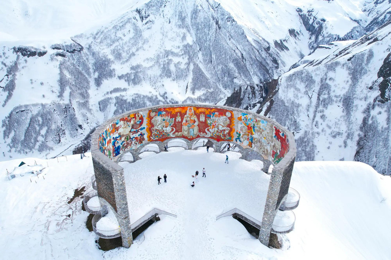 Een onvergetelijke en prachtige tour naar Gudauri - KazbegiEen onvergetelijke en prachtige tour naar Gudauri - Kazbeg