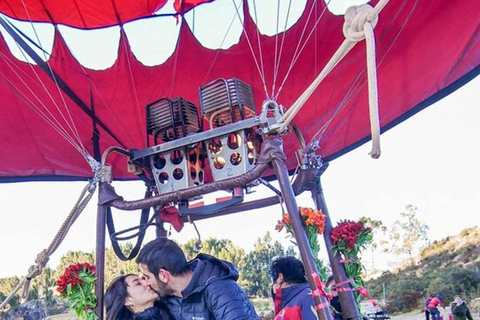 Cusco: Heißluftballonfahrt mit Frühstück und Champagner