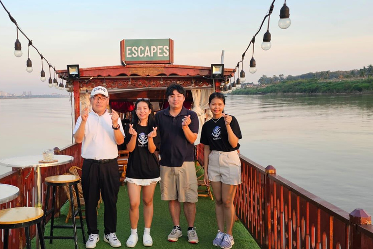 Vientiane: Mekong River Sunset Cruise with Snacks & Drinks