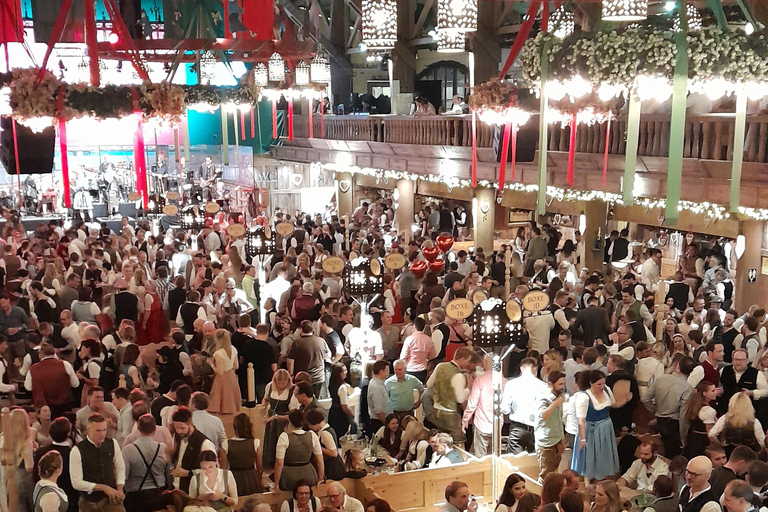 Oktoberfest Experience: Guided Tour, Lunch & Beer Oktoberfest Experience: Guided Tour, Lunch & Beer in Spanish
