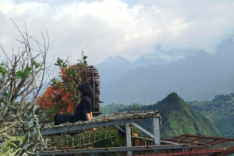 Sa Pa: Cat Cat Village Tour to Visit the Hmong People