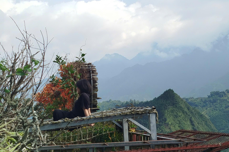 Sa Pa: Cat Cat Village Tour to Visit the Hmong People