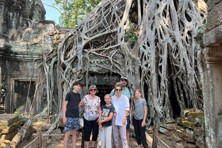 Passeio de E-Bike ao nascer do sol em Angkor Wat com almoço incluído