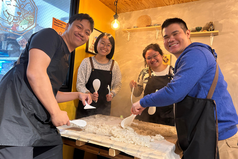 Makgeolli leren en maken in een traditionele brouwerij