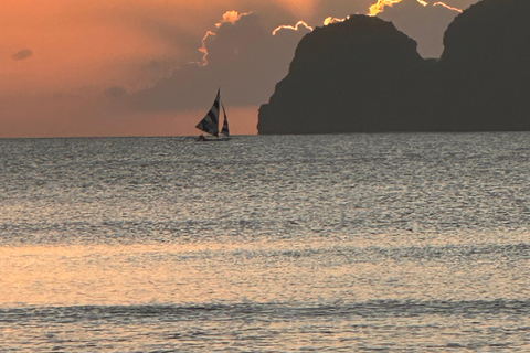 El Nido: Private Tour – Lagoons, Cave & Private Beach