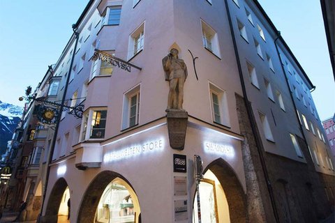 Innsbruck: Swarovski Exclusive Guided Tour with Drink & Gift