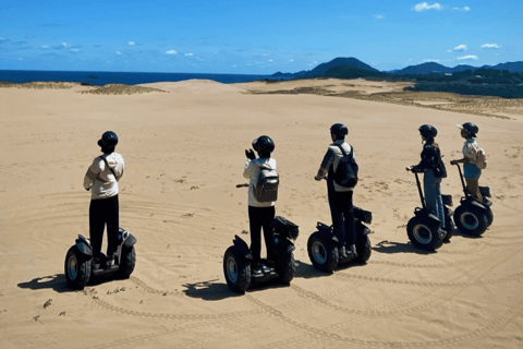 Tottori: Private Tour to Sand Dunes, Museum & Hakuto Coast