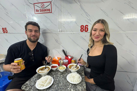 Hanoi Street Food Tour: Female Riders Motorbike & Sunset Priavte tour with female riders