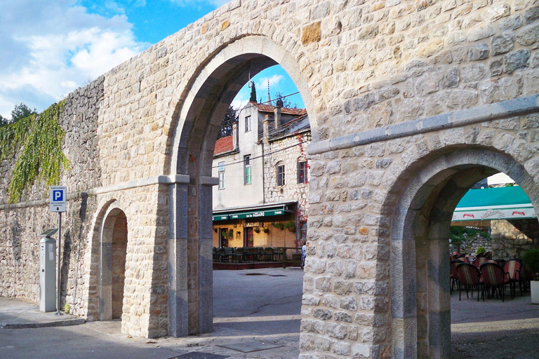 جولة في تريبينيي مع وسائل النقل الفاخرة وتذوق النبيذ