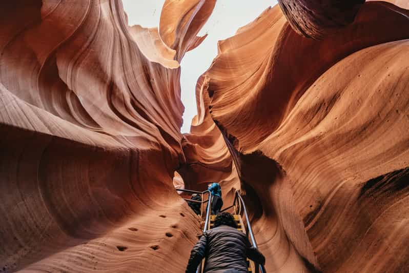 antelope canyon tour ab las vegas