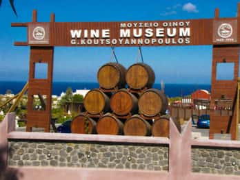 Santorini Besök Cave Wine Museum och vinprovning