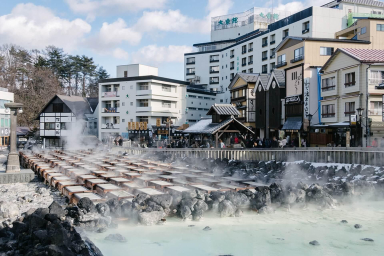 Da Nagano e Karuizawa: rilassati a Kusatsu Onsen