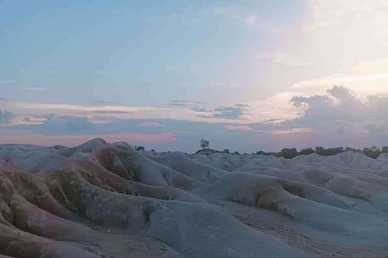 Bintan: Guided Tour of the Bintan Desert and Blue Lake