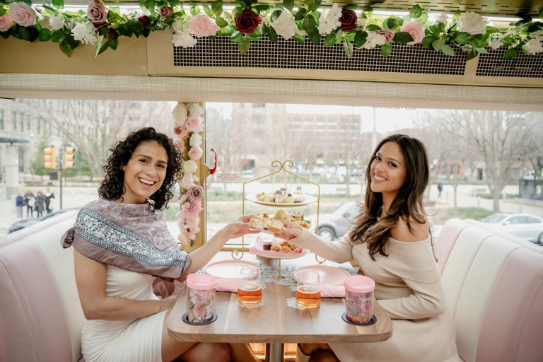 Houston: Tea Around Town® Afternoon Tea Bus TourLuxe Admission