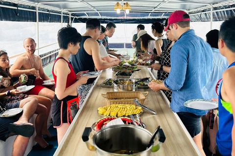 普吉岛：黄昏海上独木舟之旅与发光浮游生物