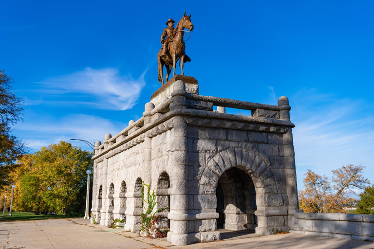 Ghosts & Gangsters Chicago Guided Walking Tour 2-hour: Spanish Walking Tour