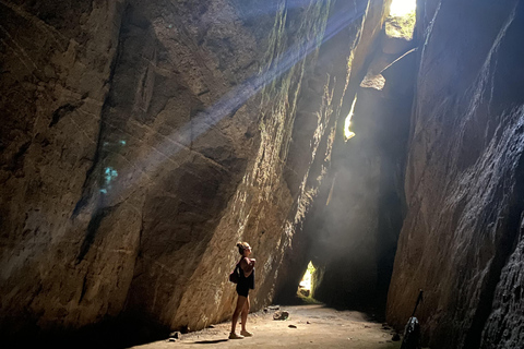 Tour delle cascate e delle grotte del Parco Nazionale di Tijuca
