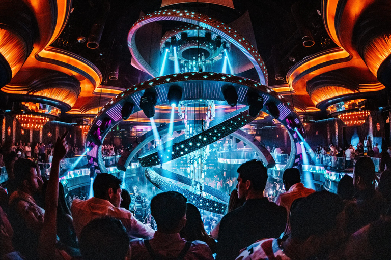 Las Vegas: Night Out at Clubs with Free Drinks and Party Bus Latin Club Crawl