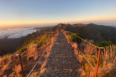 Trasferimento da Pico do Areeiro a Achada do TeixeiraPick up a Pico do Areeiro per tornare a Achada do Teixeira