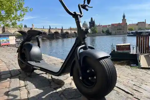 Prague: 3-Hour Fat Tire E-Scooter Tour