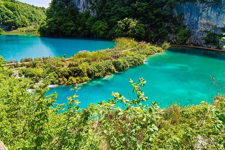 Zagreb: Plitvice Lakes & Rastoke Watermill Village Day Tour
