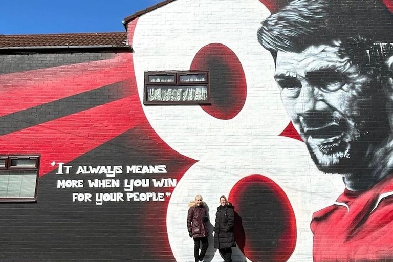 Liverpool: LFC Mural & Anfield Guided Tour with Local Fan