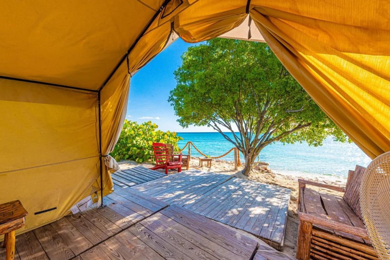 4-Day Full VIP Package: Saona Island + City Tours + Bahia de las Aguilas From Santo Domingo 4 Days Saona Island + City Tours + Bahia de las Aguilas