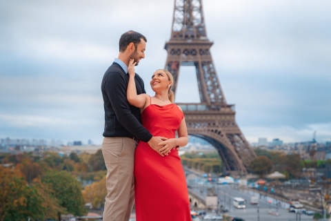 Paris: Professionelles Foto-Shooting mit dem EiffelturmStandard-Fotoshooting (30 Fotos)