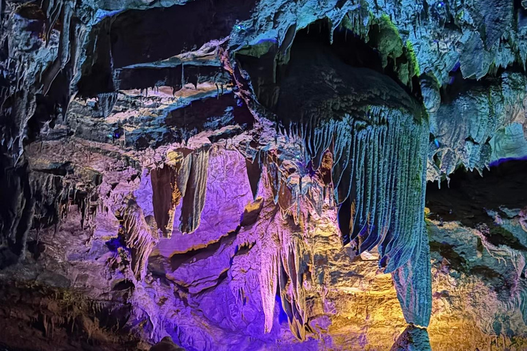 Zhangjiajie：Huanglong Cave & Underground Boat Tour Pass