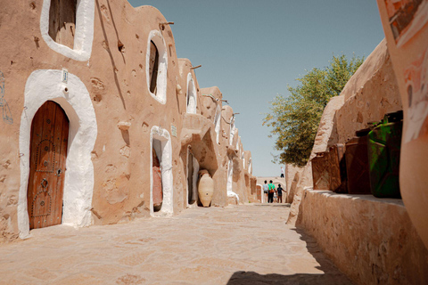 Tataouine, Chenini & Djerba Tour: The Must-Sees in a Day Tour: Tataouine, Chenini & Djerba Tour: The Must-Sees in a Day