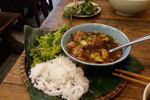 Hoi An Street Food, night market and lantern Boat Ride