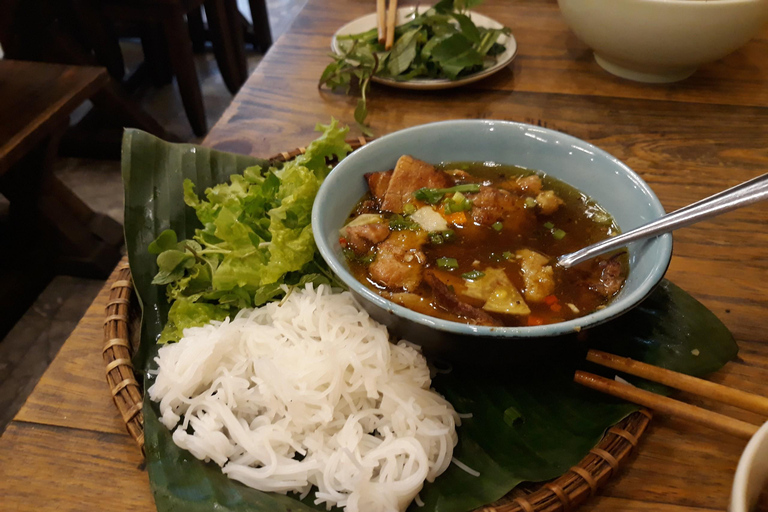 Hoi An Street Food, night market and lantern Boat Ride