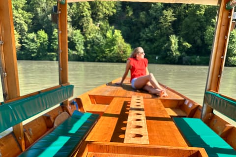 Zillenfahrt mit Weinverkostung auf der Donau