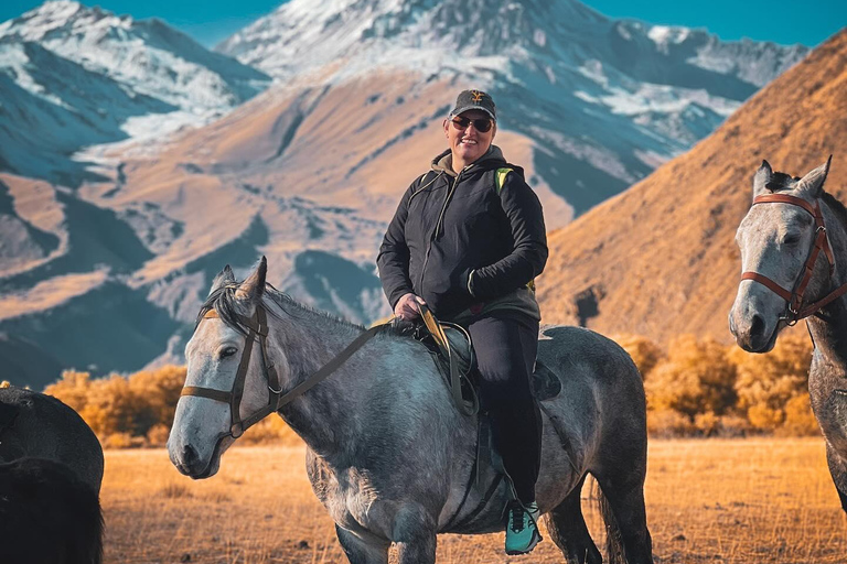 Paardrijden in Kazbegi, Sno Valley